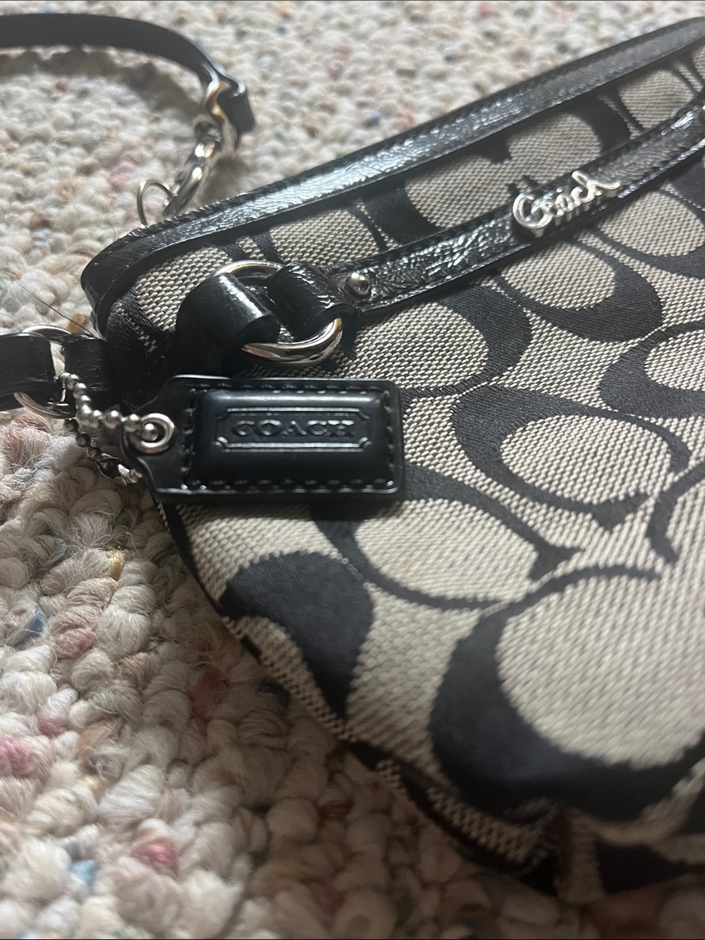 Coach Black and Cream Signature Jacquard Wristlet - Picture 3 of 6